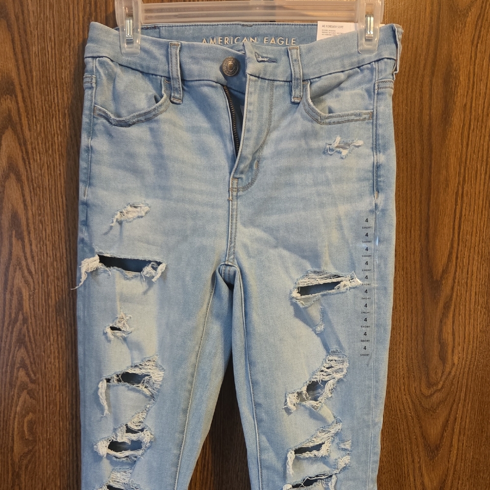 American Eagle Outfitters Women's Distressed Light Blue Skinny Jeans